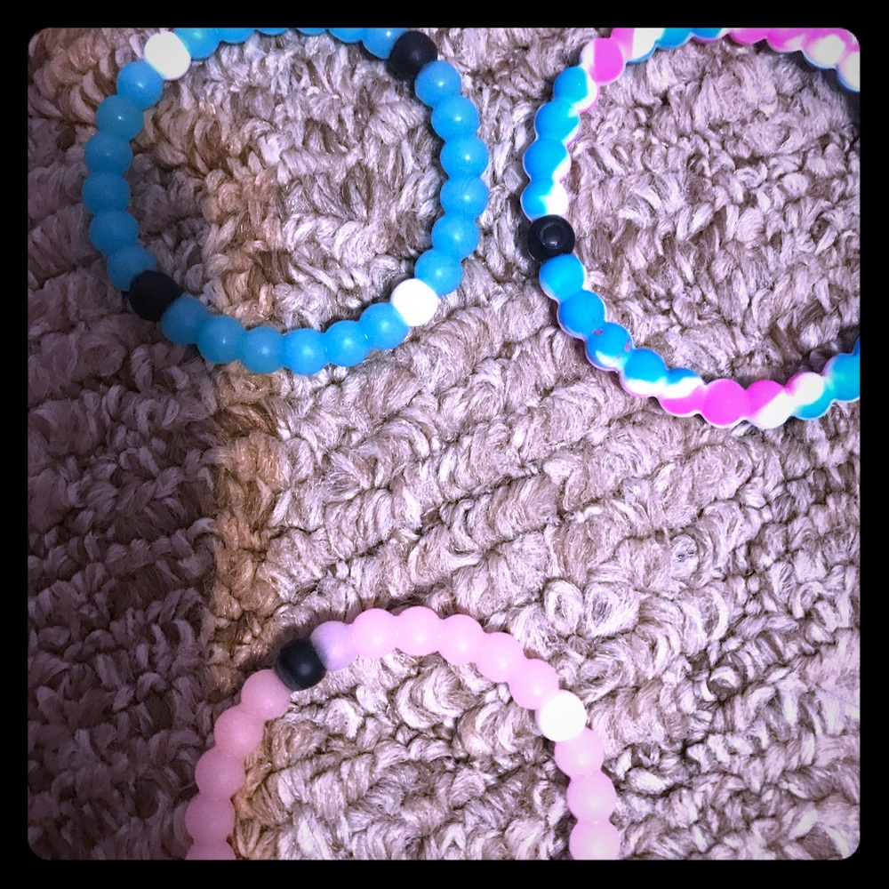 bracelets